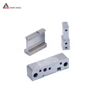 Bevestigingsdielen Punch Pin And Nozzle Op maat gemaakte gepolijste punchvormcomponenten Precision Mold Components