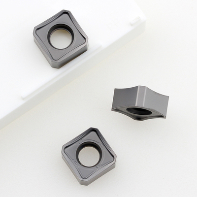 PVD- en CVD-coatings Carbide-freesinbrengingen voor verbeterde prestaties op gehard staal en ductiel ijzer